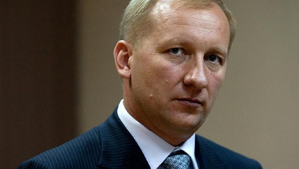 ГБР провело обыски в экс-таможенника Геннадия Романенко: что известно ГБР провело обыски в экс-таможенника Геннадия Романенко: что известно