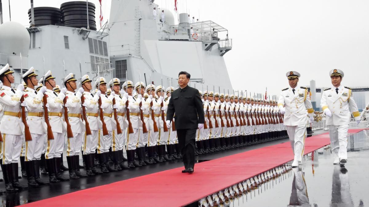Си Цзиньпин призвал армию Китая не бояться смерти и готовиться к войне