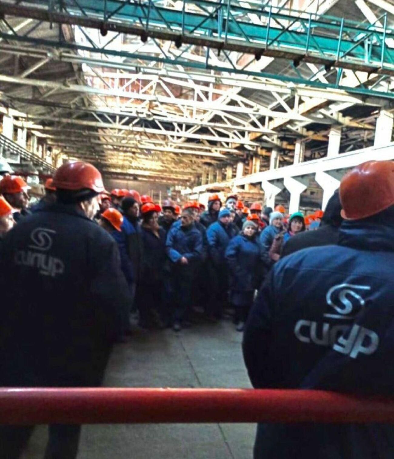 На окупованому Донбасі страйкують робітники заводу