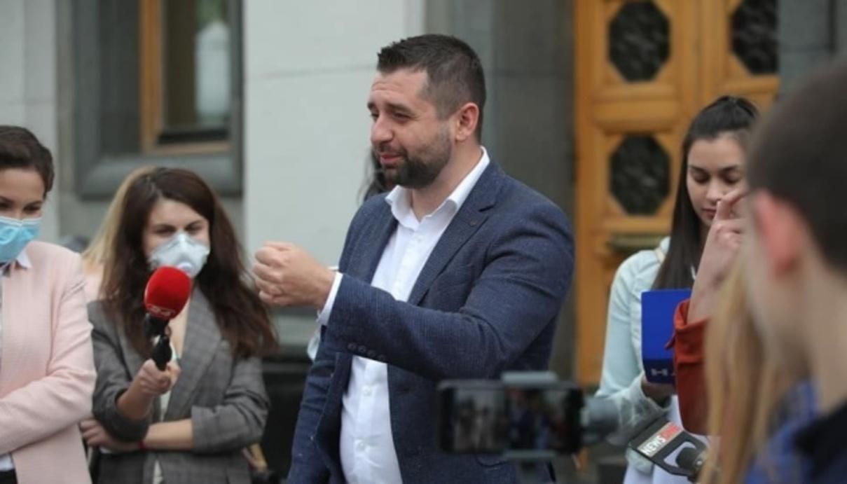 Нужно собираться на внеочередное, - Арахамия о бюджете-2021 Нужно собираться на внеочередное, - Арахамия о бюджете-2021