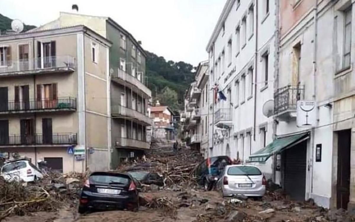 Из-за наводнения в Италии погибли 3 человека: объявили чрезвычайное положение