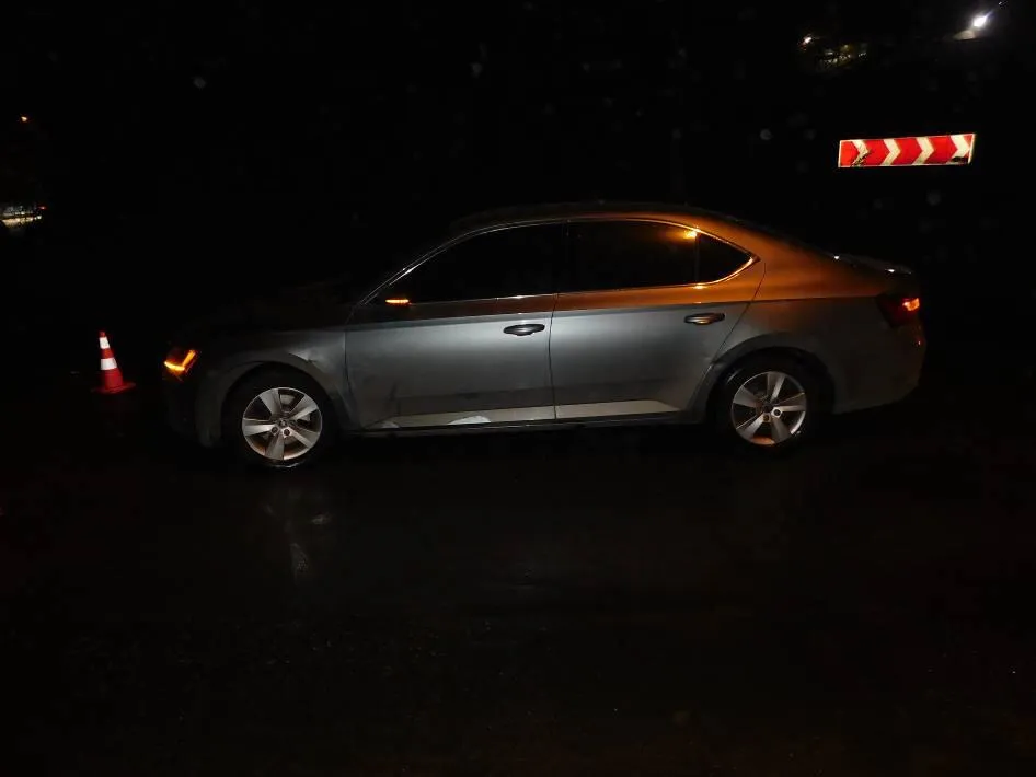 Бив водія і стріляв: у Львові чоловік хотів втекти з місця ДТП – фото Бив водія і стріляв: у Львові чоловік хотів втекти з місця ДТП – фото