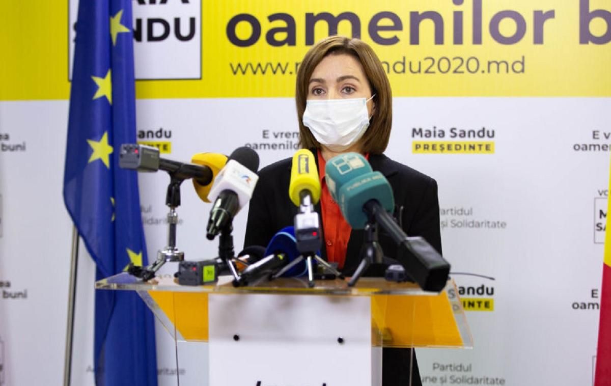 Санду хоче відставки уряду і дострокових виборів у Молдові
