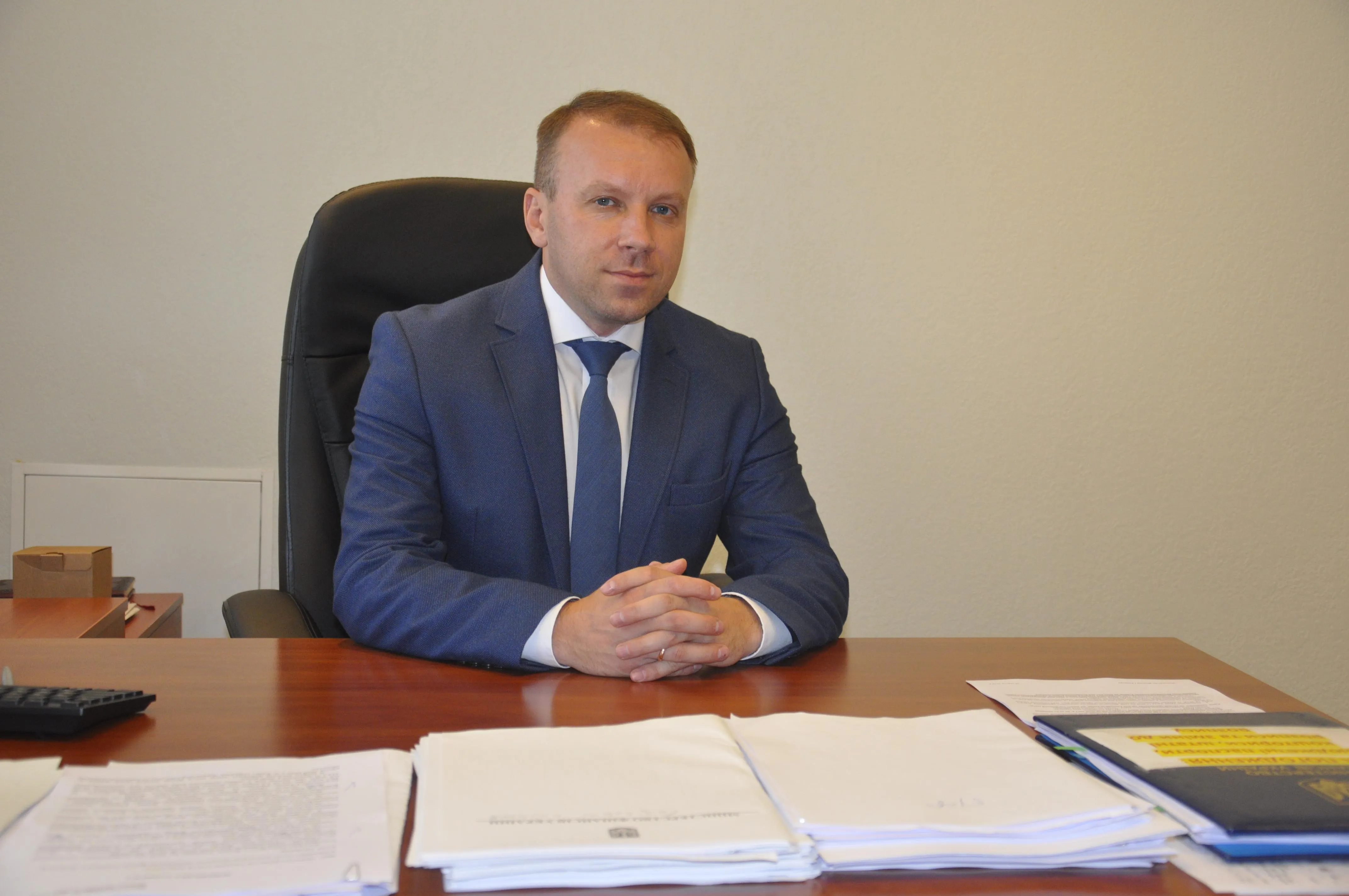 Роман єрмоличев Роман єрмоличев