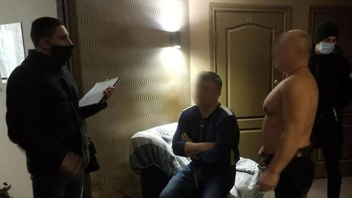 На Хмельниччині у чорну п’ятницю злодії вкрали 700 тисяч На Хмельниччині у чорну п’ятницю злодії вкрали 700 тисяч