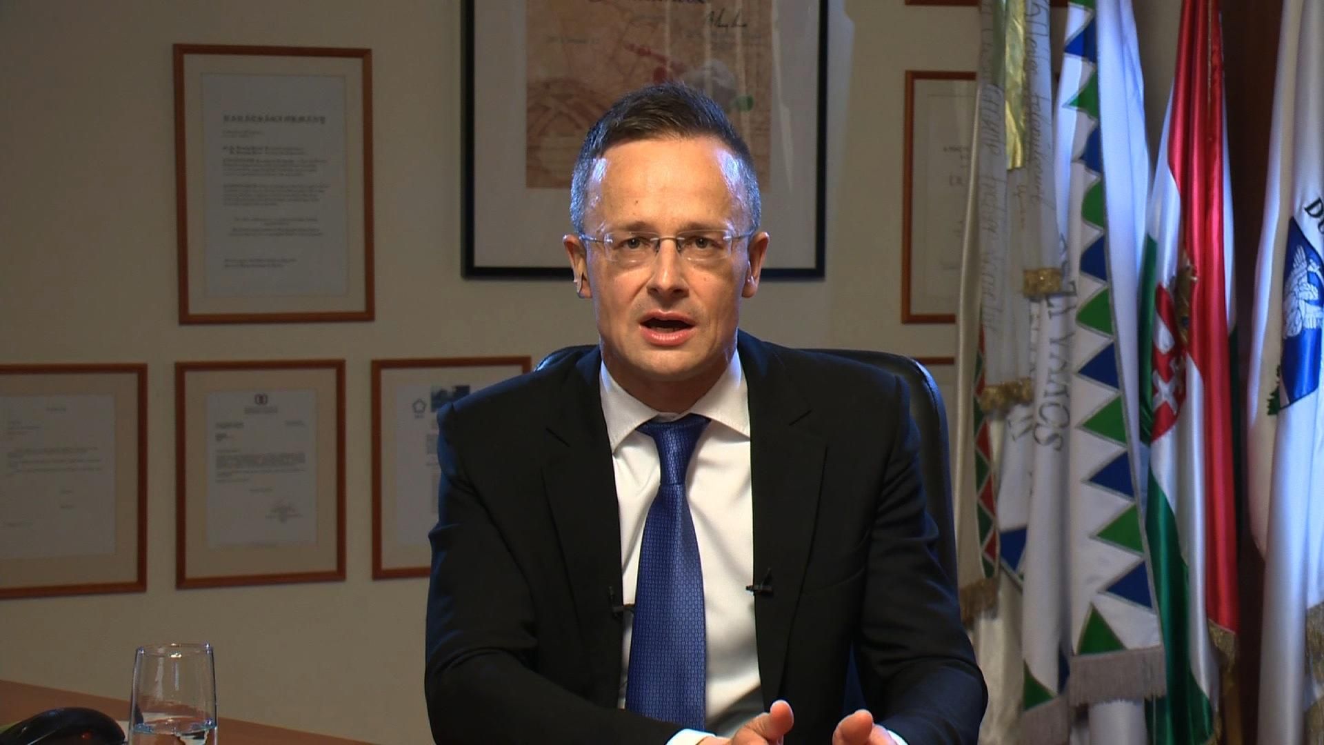 Обыски СБУ в Обществе венгров Закарпатья Венгрия сделала несколько гневных заявлений в адрес Украины Обыски СБУ в Обществе венгров Закарпатья Венгрия сделала несколько гневных заявлений в адрес Украины