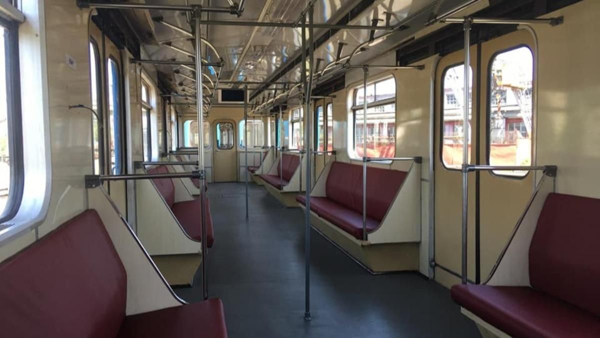 У київському метро з'явились нововведення: фото У київському метро з'явились нововведення: фото