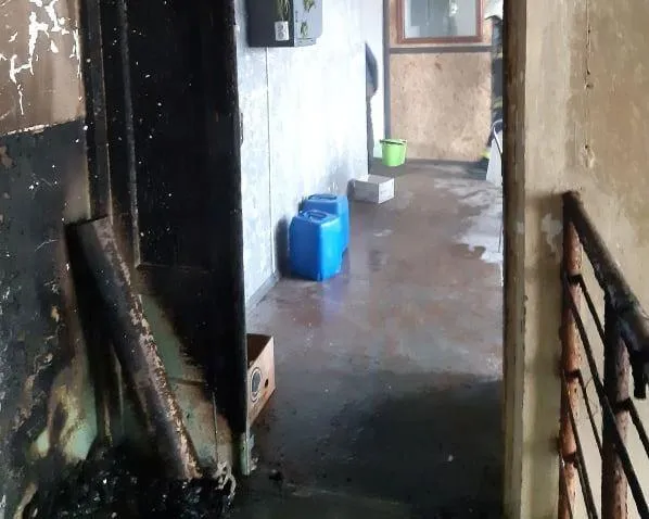 На Львівщині згорів продуктовий магазин: фото згарища На Львівщині згорів продуктовий магазин: фото згарища