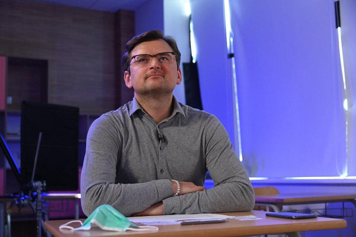 Нужно создать позицию специального представителя ЕС по Крыму Нужно создать позицию специального представителя ЕС по Крыму