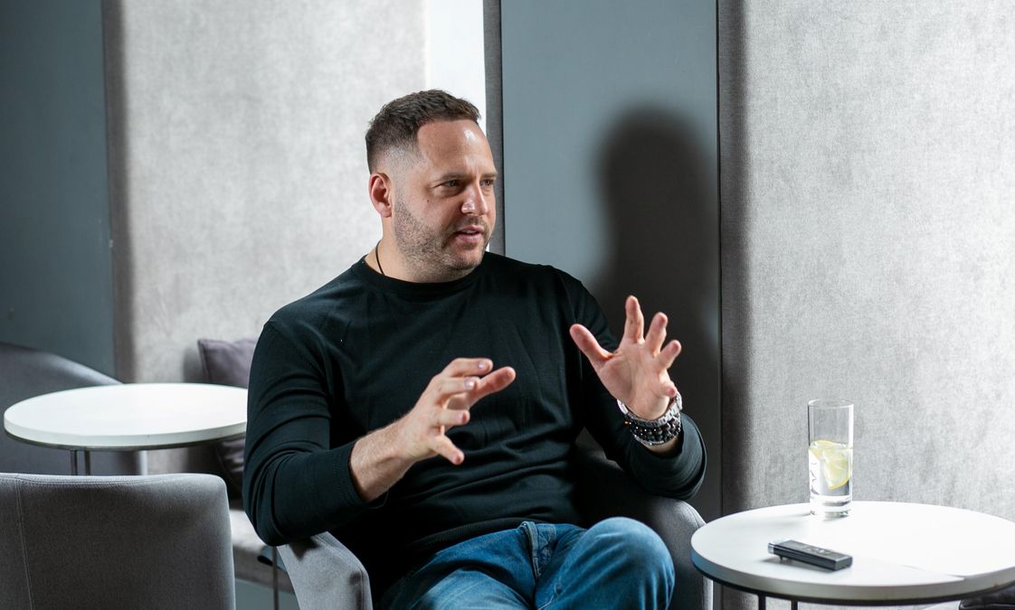 Большой бизнес не должен уклоняться от налогов, прячась за ФЛП, – Ермак