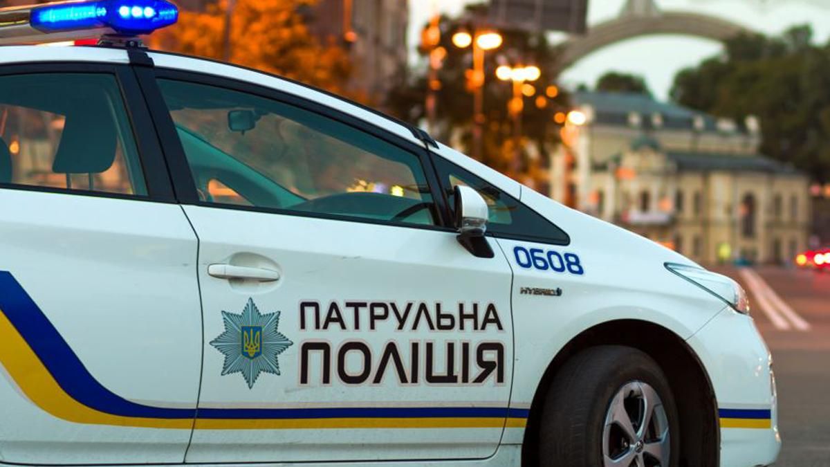 В Киеве водитель устроил гонки с полицией и притворился пассажиром