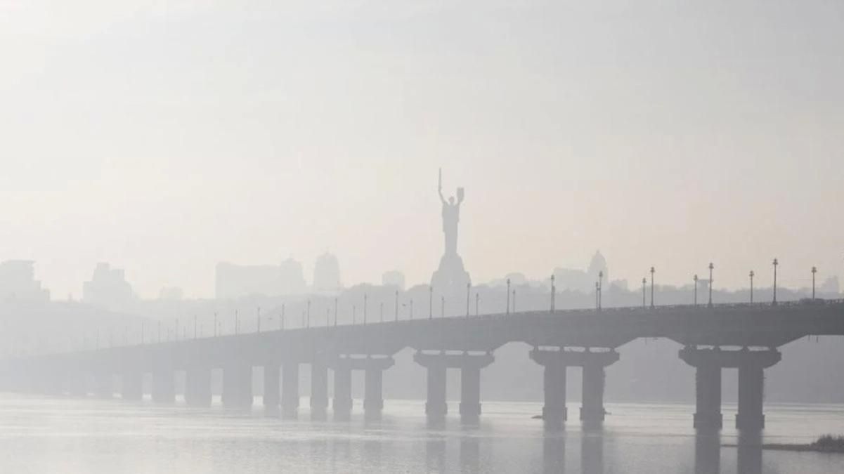 Київ знову потрапив до рейтингу міст із найбільш брудним повітрям