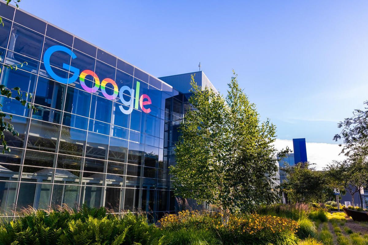 Google стежила за співробітниками, а потім звільнила їх