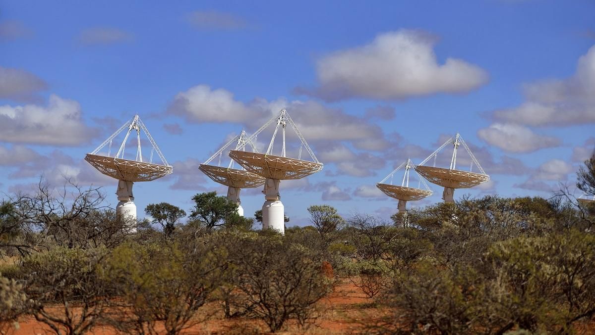 Телескоп ASKAP помог создать "новый атлас Вселенной" Телескоп ASKAP помог создать "новый атлас Вселенной"