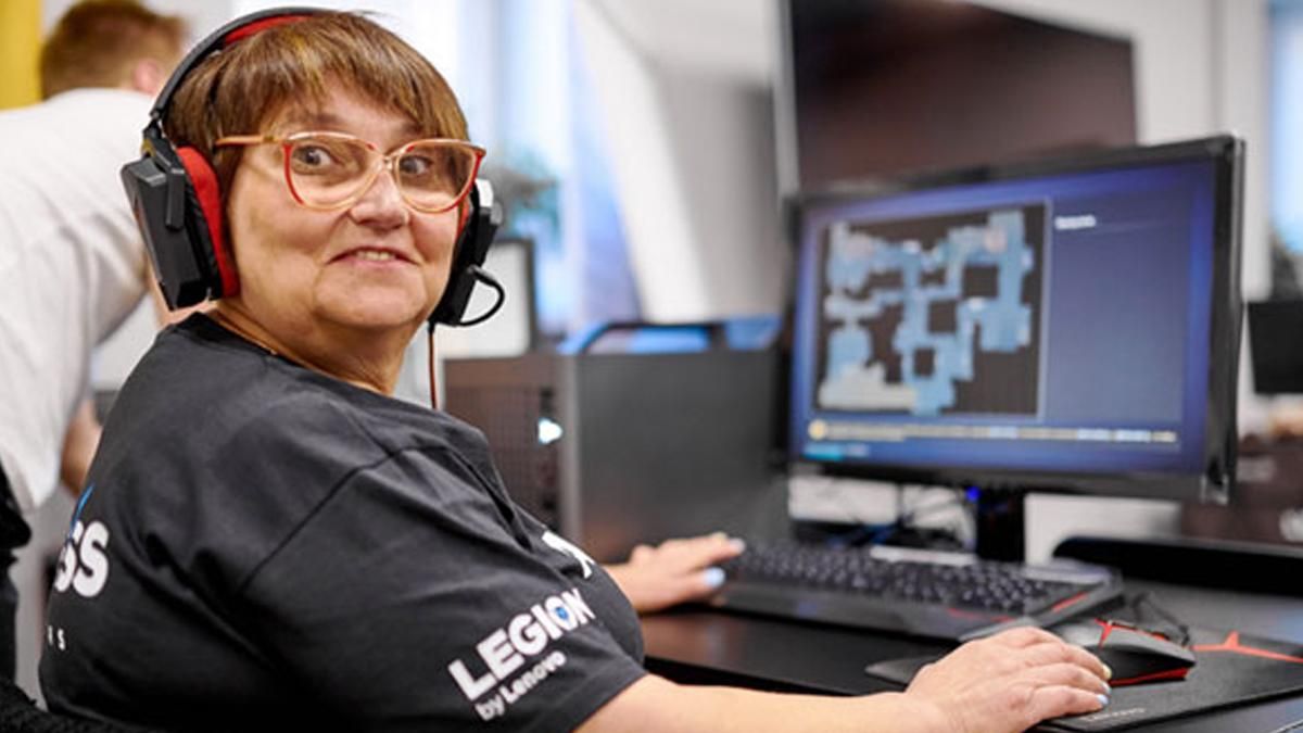 Пенсіонери з Києва обіграли шведів у Counter-Strike Пенсіонери з Києва обіграли шведів у Counter-Strike