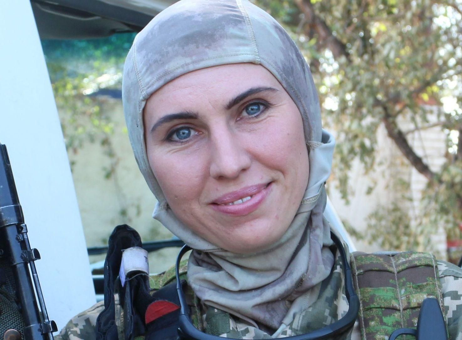 На місці вбивства Аміни Окуєвої відкрили меморіал: фото, відео На місці вбивства Аміни Окуєвої відкрили меморіал: фото, відео