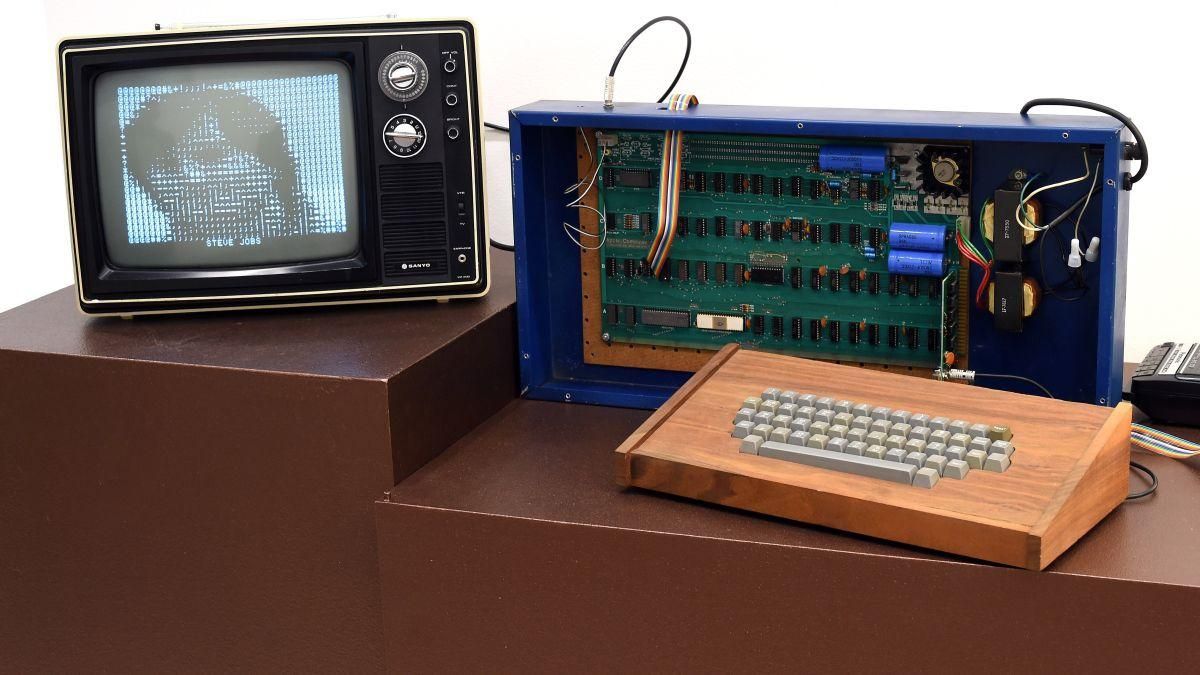 Комп'ютер Apple 1 в робочому стані продадуть на аукціоні Комп'ютер Apple 1 в робочому стані продадуть на аукціоні