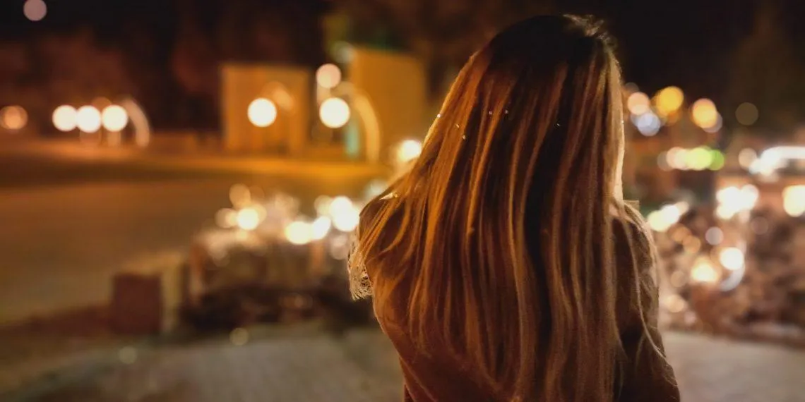 Фото зі спини Фото зі спини