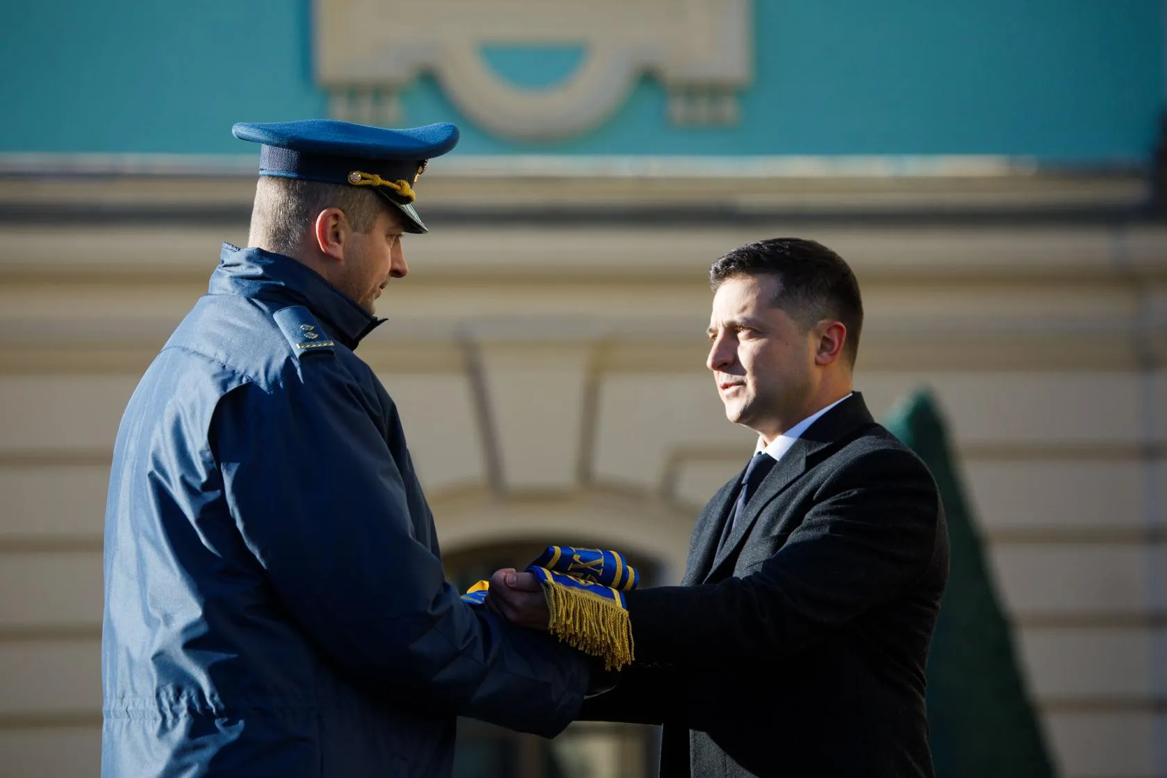 вручення вручення