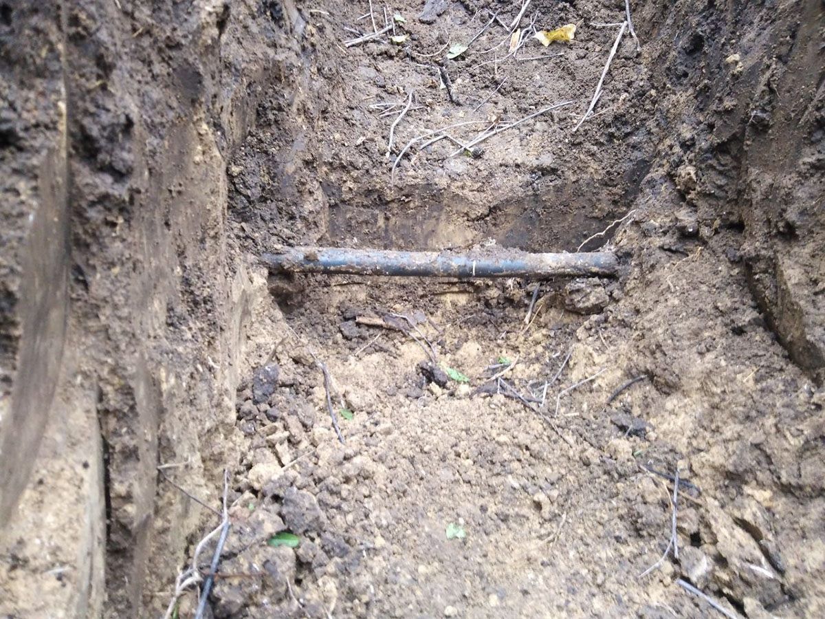 На кордоні з Молдовою силовики знайшли спиртопровід – відео На кордоні з Молдовою силовики знайшли спиртопровід – відео