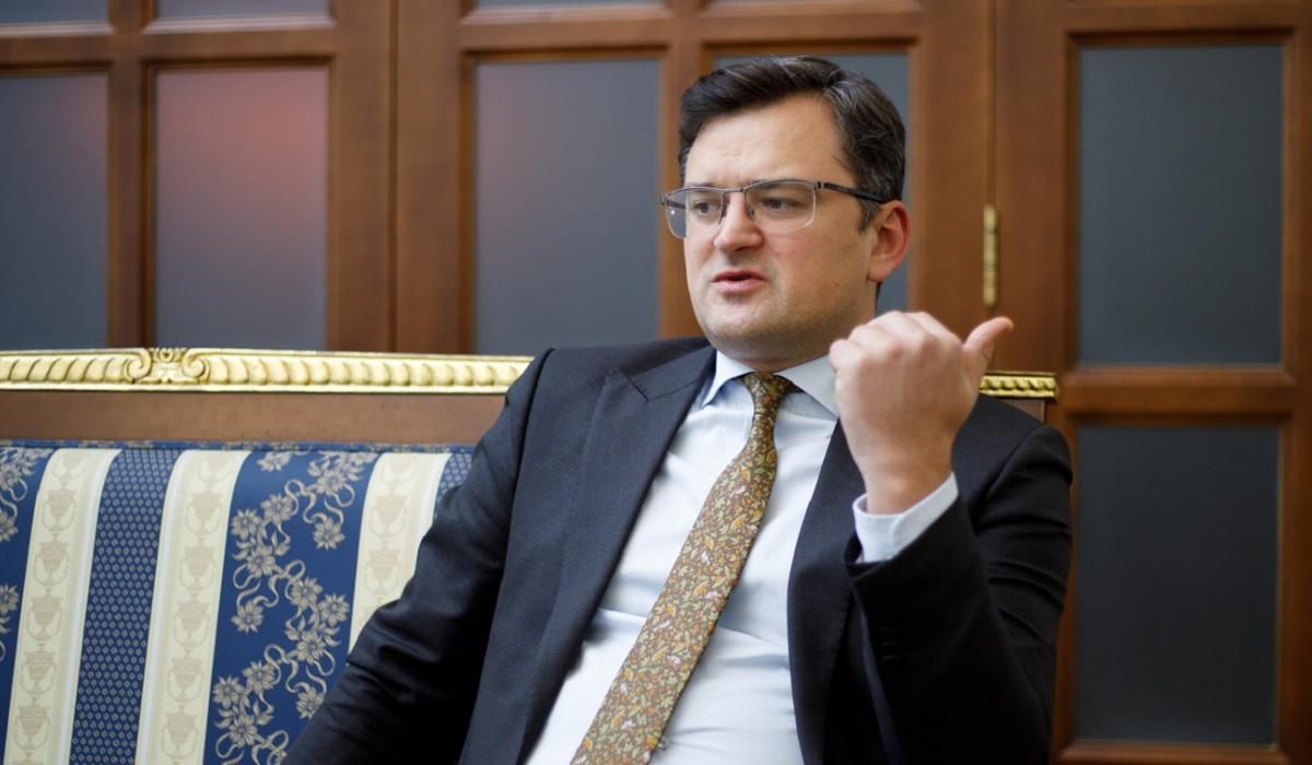 Кулеба сравнил Нормандию и Минск с эскалатором в аэропорту Кулеба сравнил Нормандию и Минск с эскалатором в аэропорту