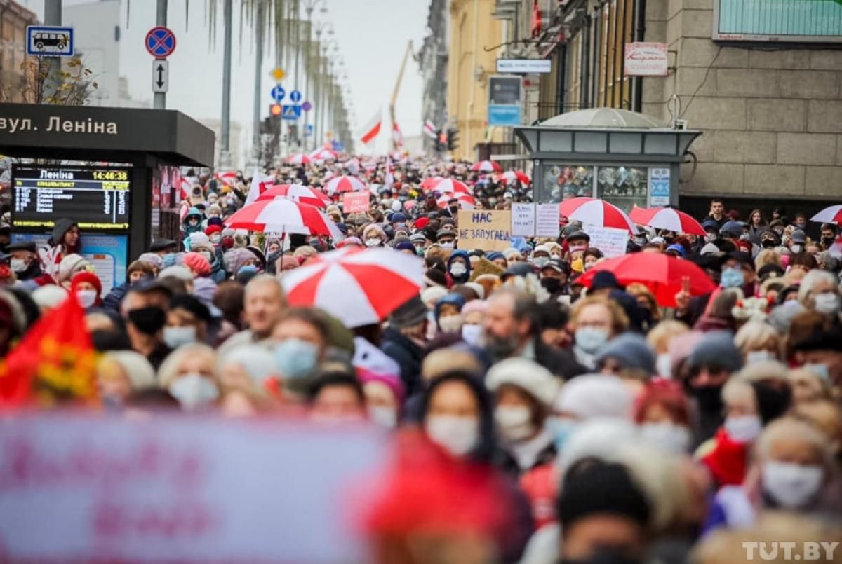 У Білорусі 7 грудня 2020 пенсіонери влаштували Марш мудрості