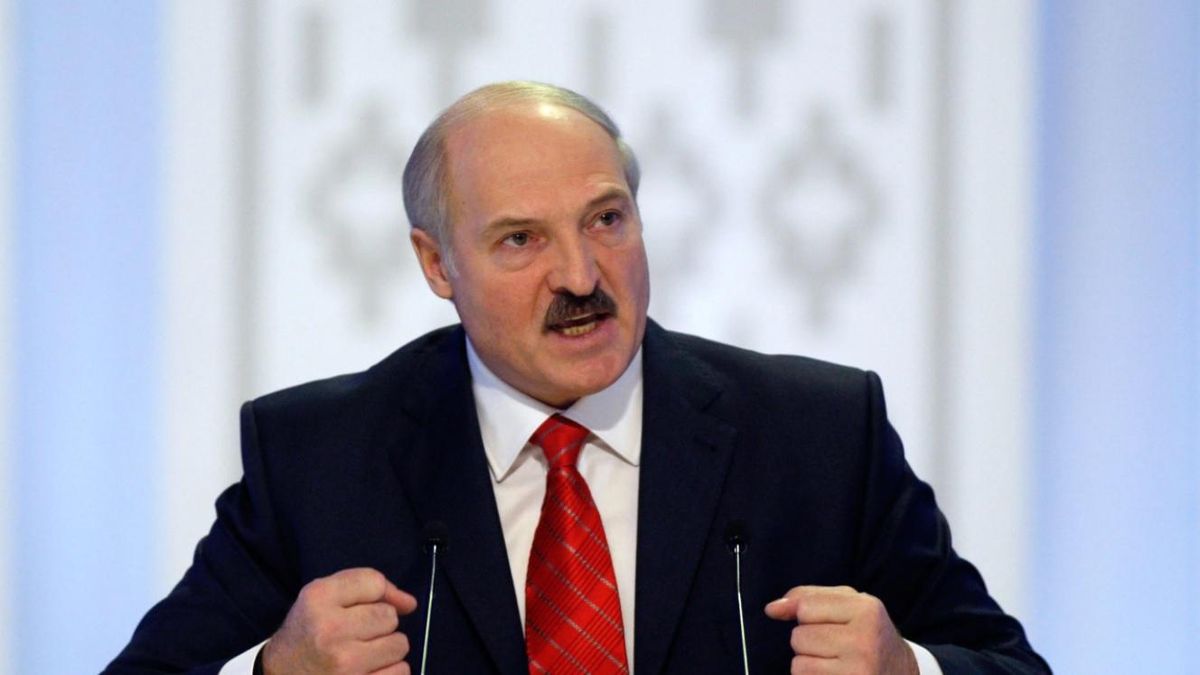 Лукашенко приказал сдерживать цены и заставить тунеядцев работать