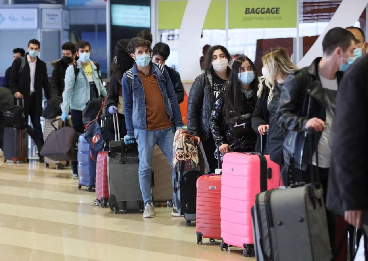 Украинцы начали активнее бронировать железнодорожные и авиабилеты Украинцы начали активнее бронировать железнодорожные и авиабилеты