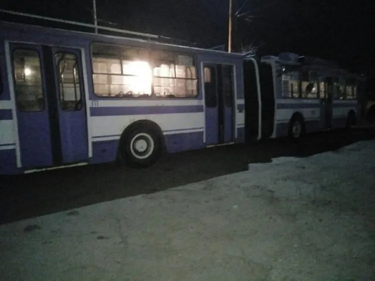 Підлітки розтрощили тролейбуси в Дніпрі