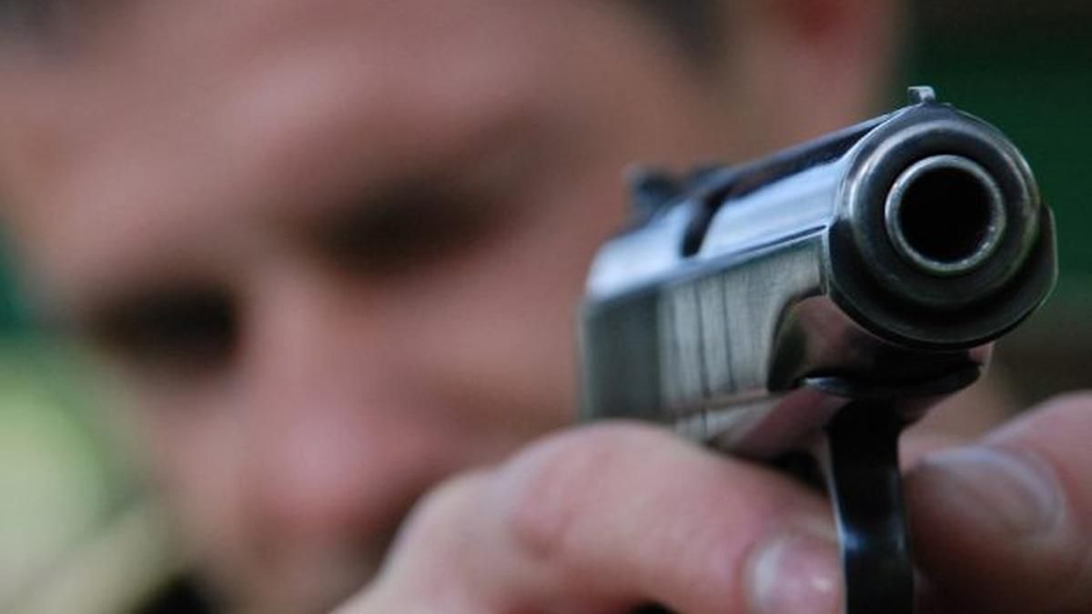 В Запорожье полицейские обстреляли автомобиль с сотрудником ГБР