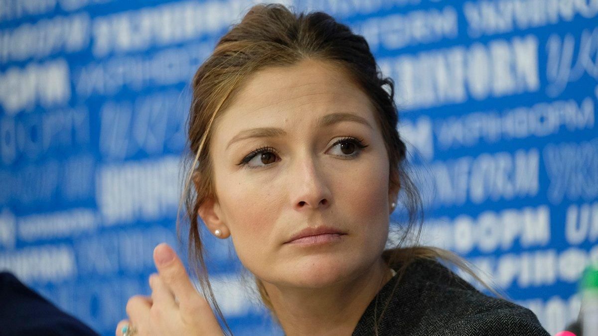 Джапарова заявила про формування у Криму військової бази Росії Джапарова заявила про формування у Криму військової бази Росії