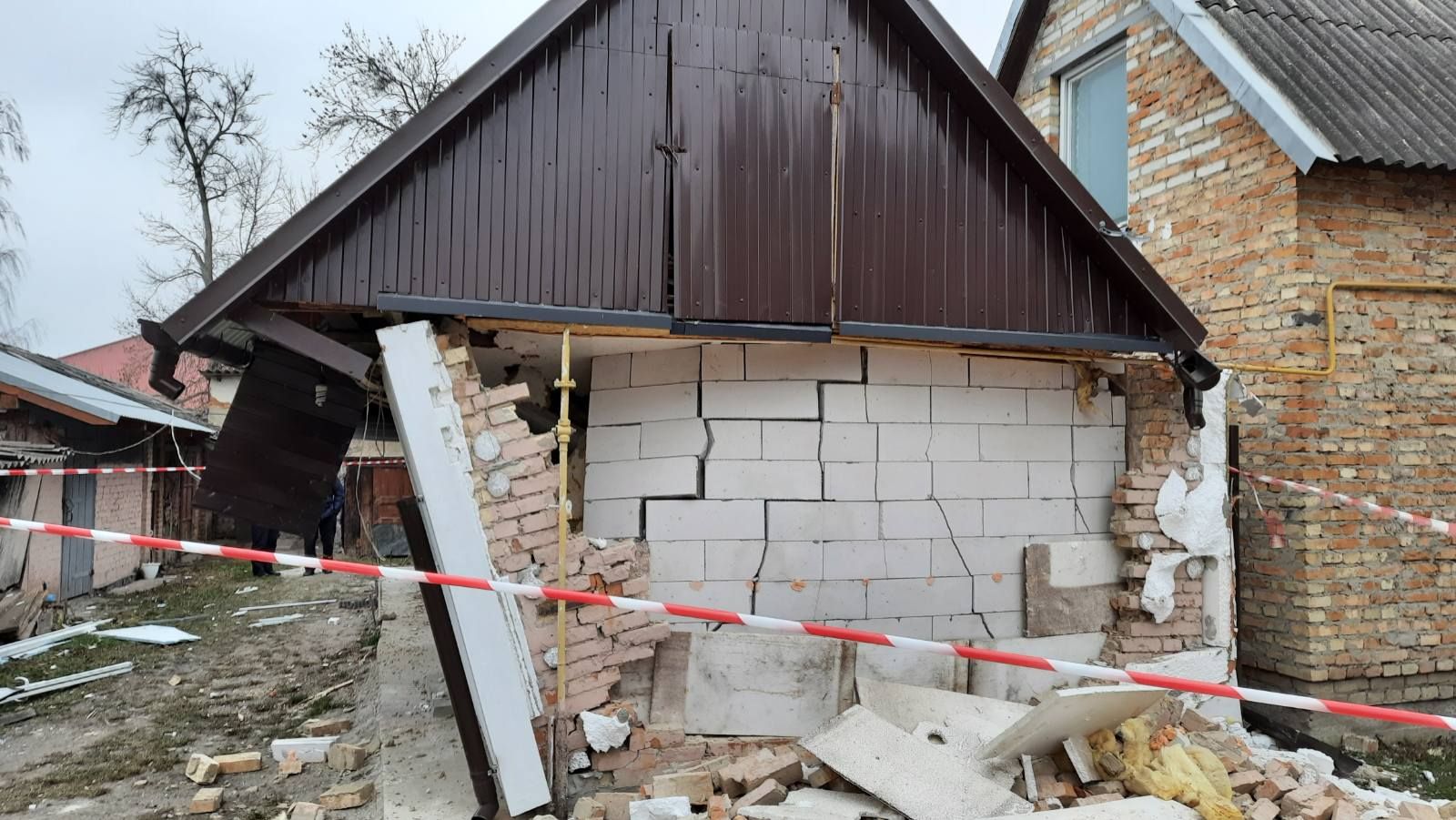 На Львівщині 08.12.2020 потужний вибух газу зруйнував будинок: фото На Львівщині 08.12.2020 потужний вибух газу зруйнував будинок: фото