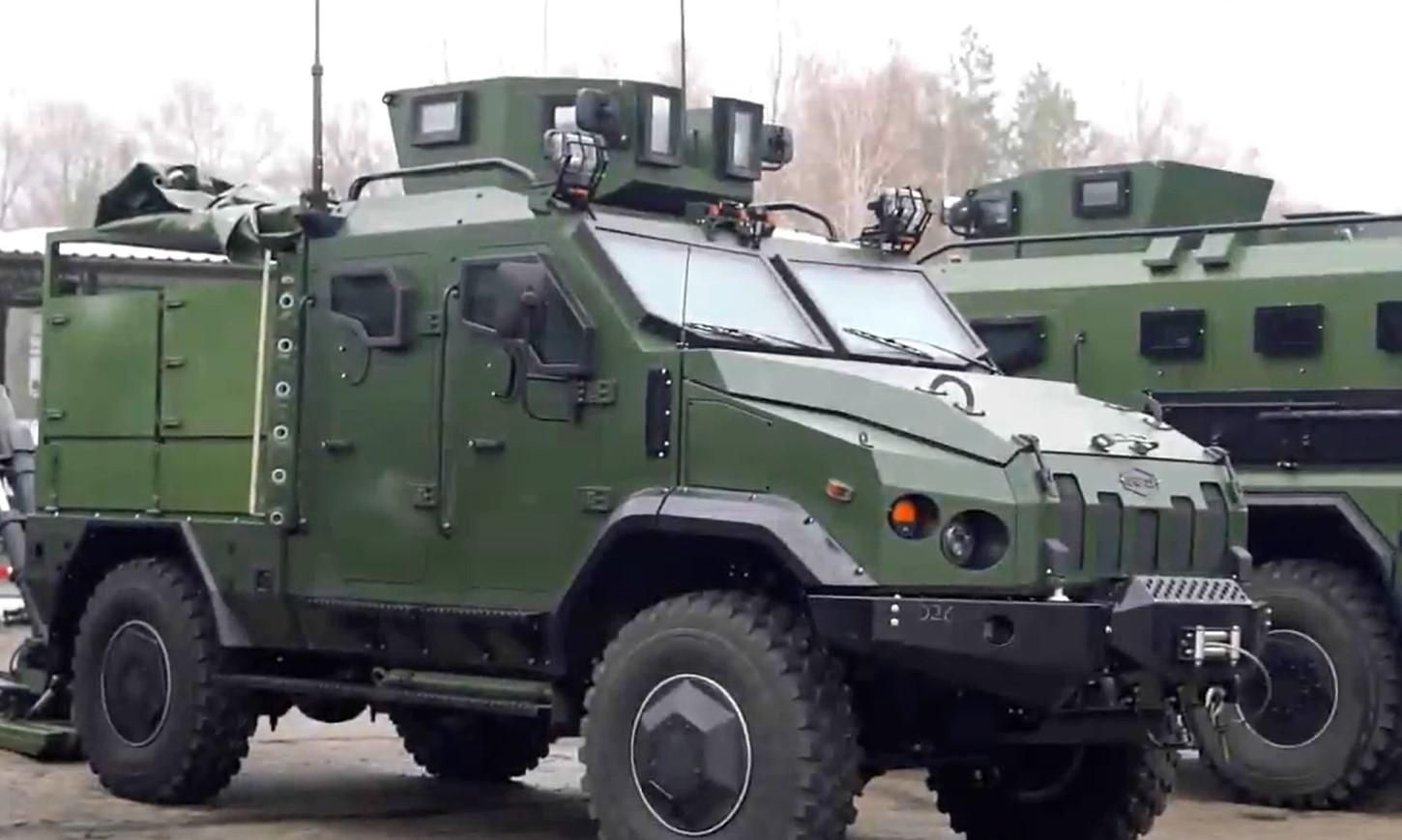 В Україні презентували новий мінометний комплекс: відео В Україні презентували новий мінометний комплекс: відео