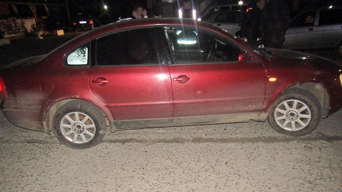 В Хмельницкой драйвер с такси подпитии похитил Passat клиентки В Хмельницкой драйвер с такси подпитии похитил Passat клиентки