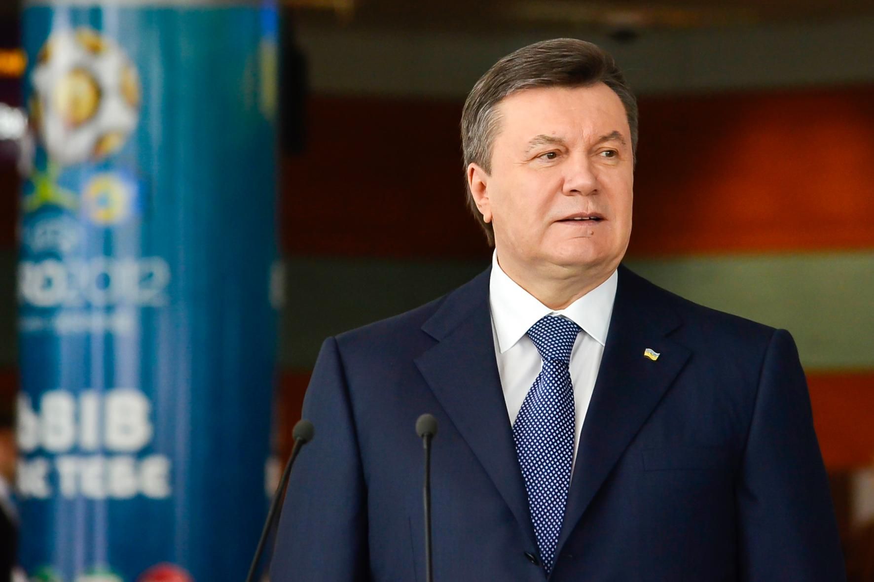Янукович не имеет права присутствовать в суде, - прокурор