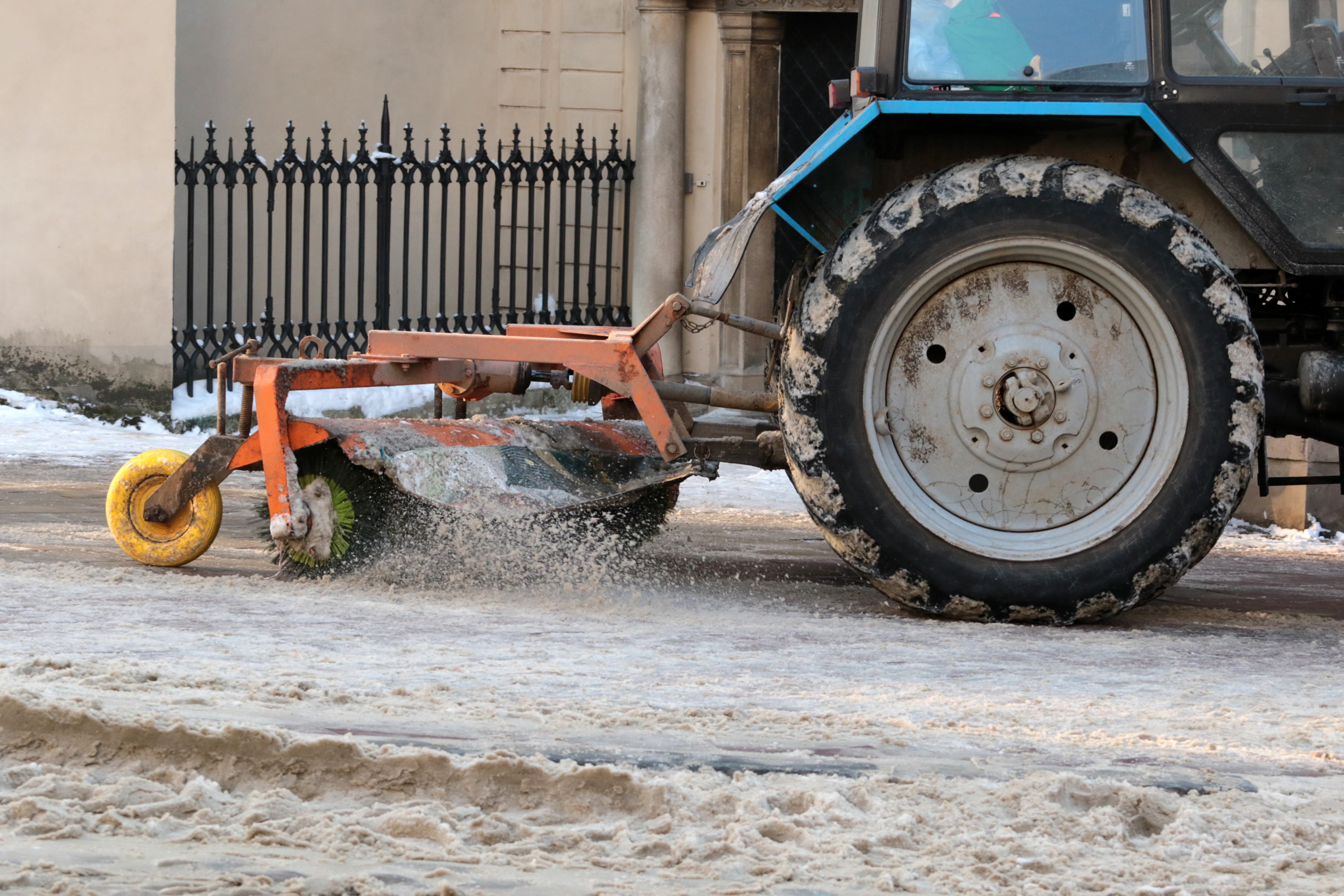 У яких областях обмеження руху на дорогах через сніг: список У яких областях обмеження руху на дорогах через сніг: список