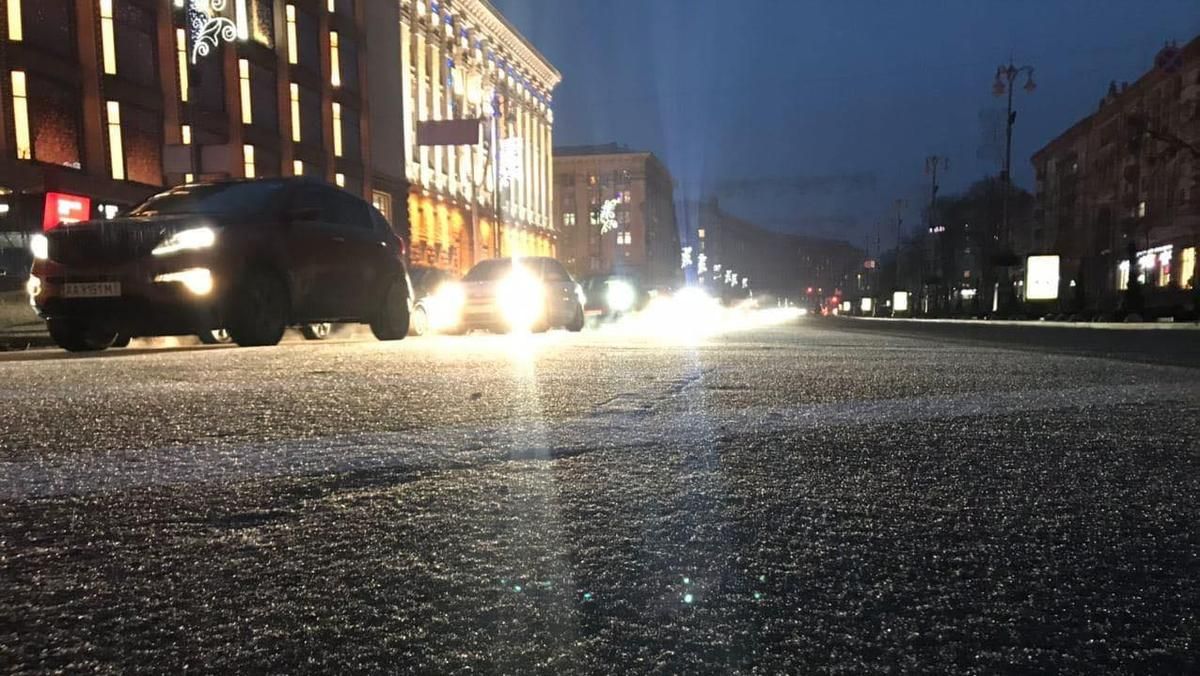 Киев остановился в нереальных пробках из-за необычное погодное явление