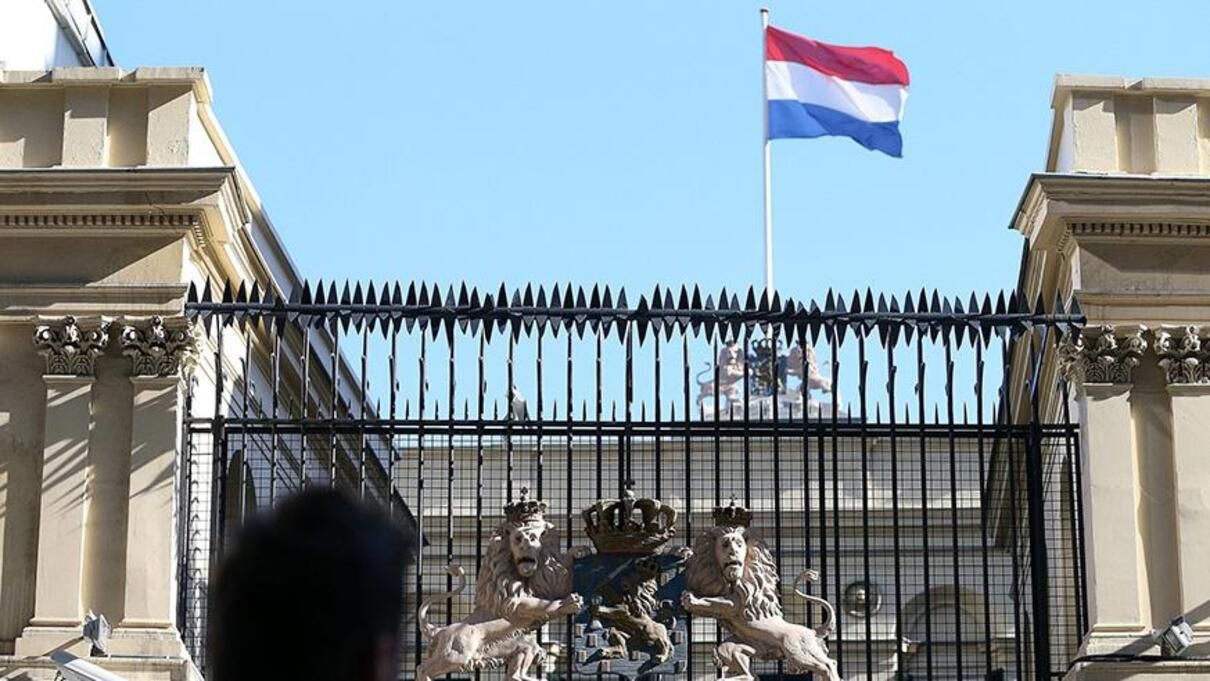 Нидерланды вышлют 2 дипломатов из России: их обвинили в шпионаже