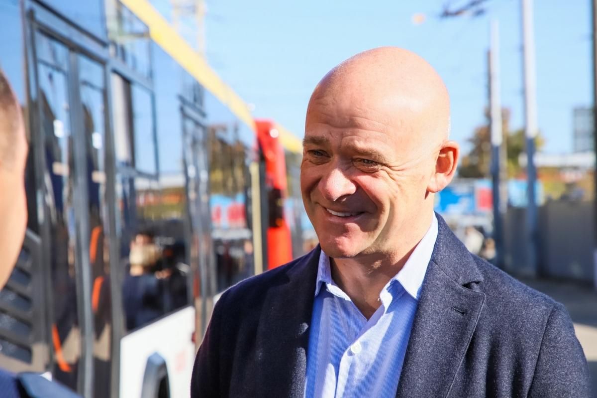 Больного COVID-19 Труханова госпитализировали в больницу Больного COVID-19 Труханова госпитализировали в больницу