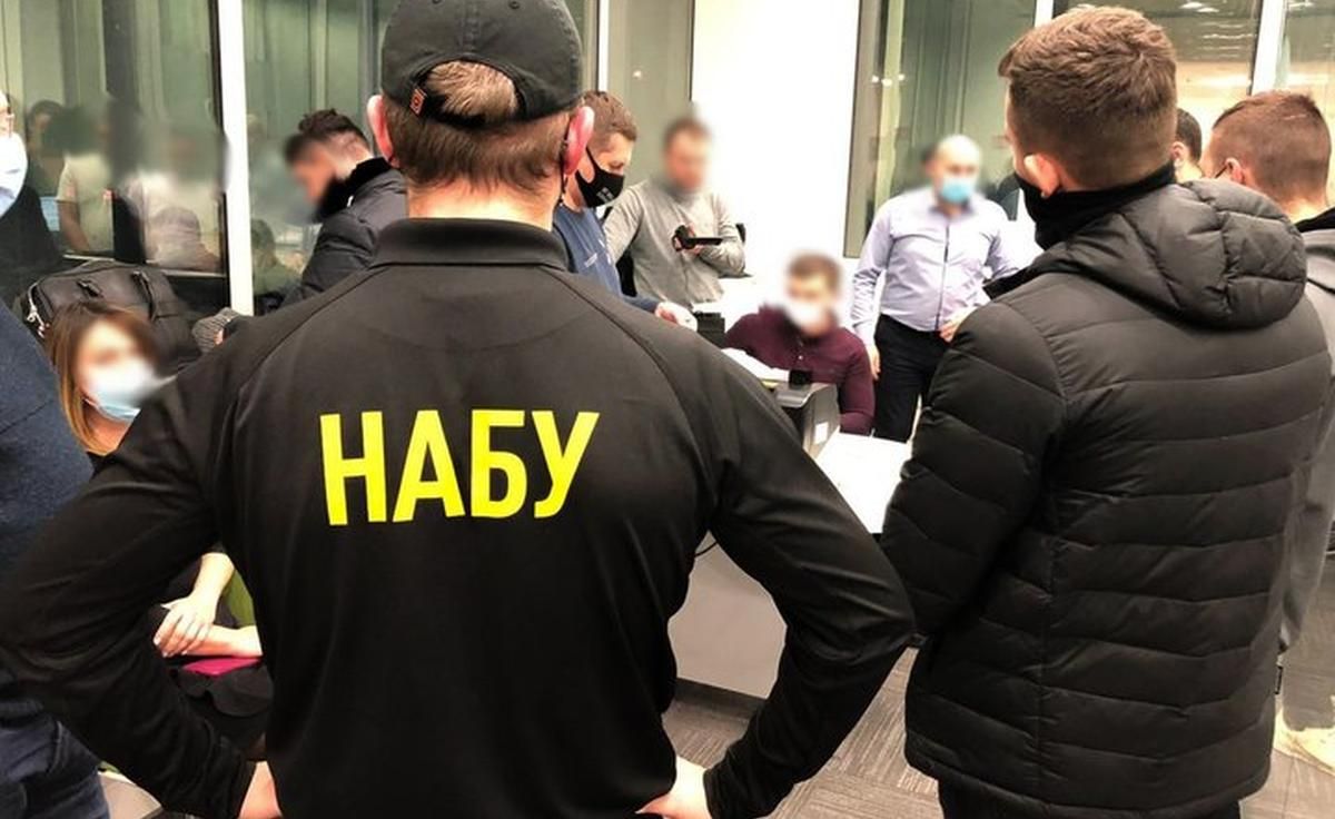 Руководителю порта Черноморск сообщили о подозрении в получении взятки Руководителю порта Черноморск сообщили о подозрении в получении взятки