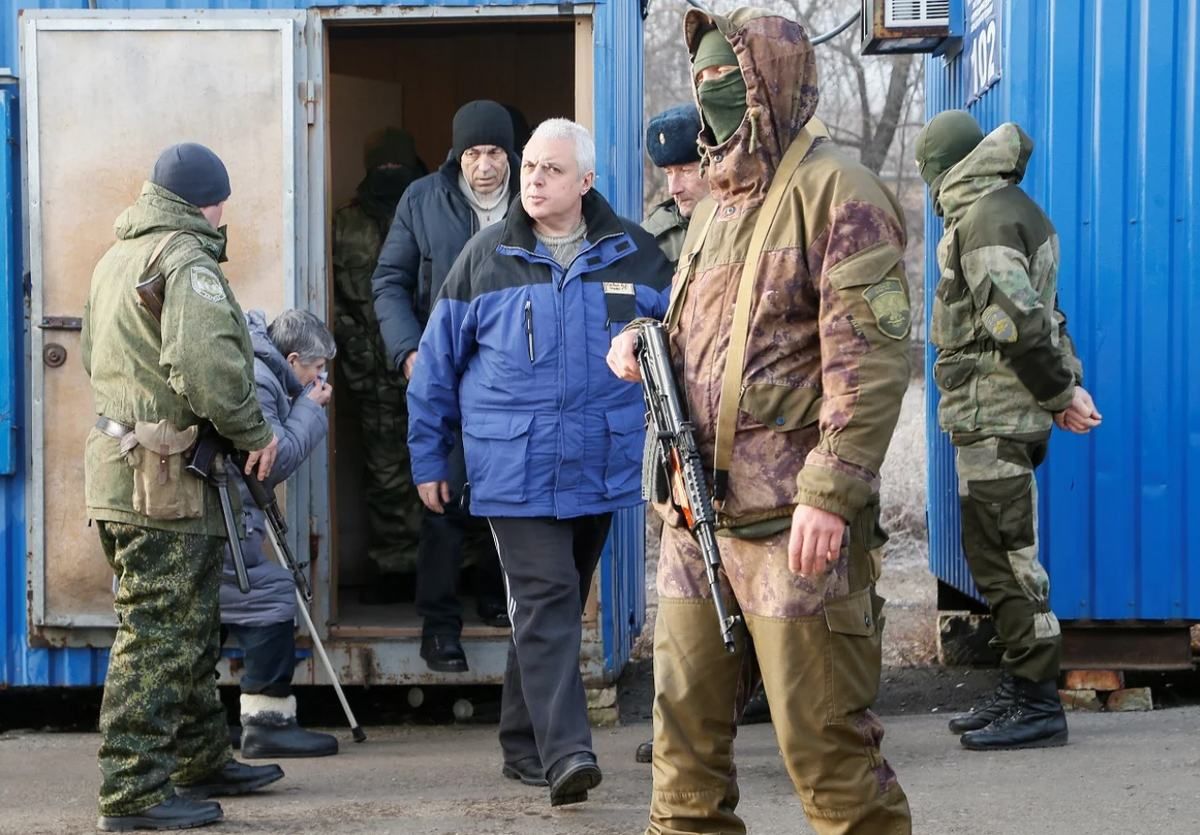 Сколько украинцев находятся в плену боевиков ДНР