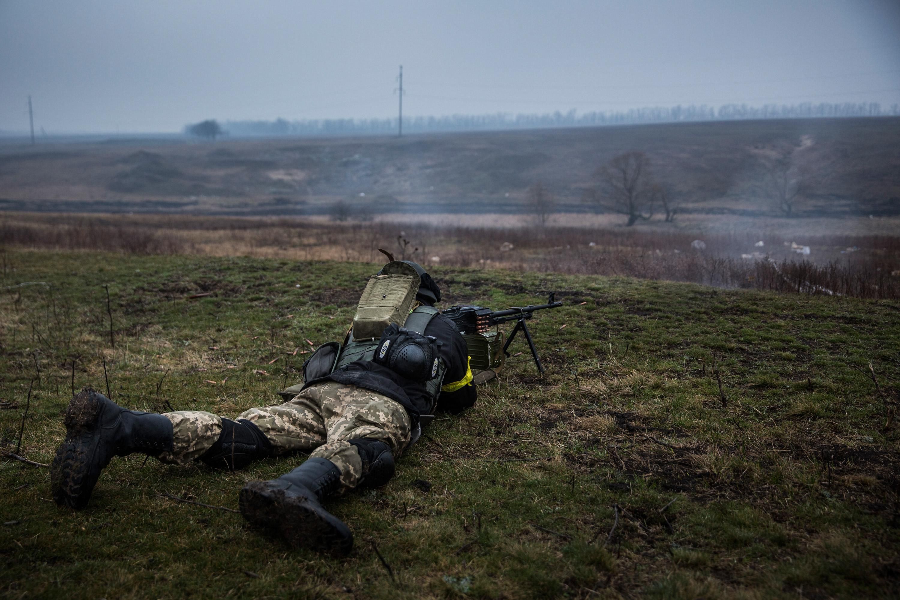 На Донбассе ранили 2 украинских военных: в каком они состоянии