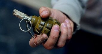 На Київщині чоловік погрожував родині гранатою: поліція вилучила боєприпаси