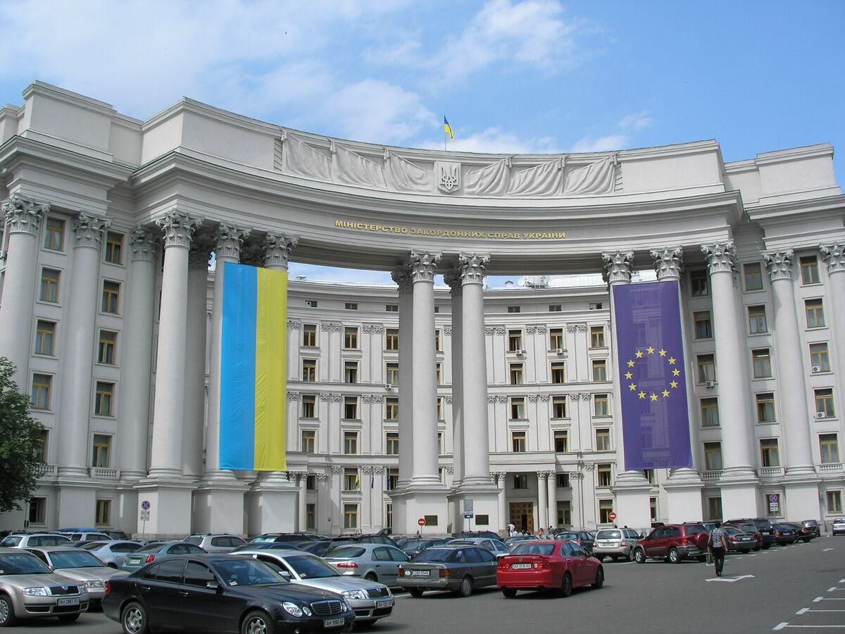 МИД возмутился санкциями России против украинских политиков