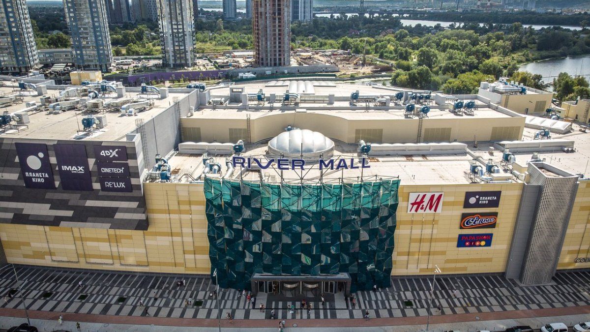 У Києві River Mall евакуювали через повідомлення про замінування 