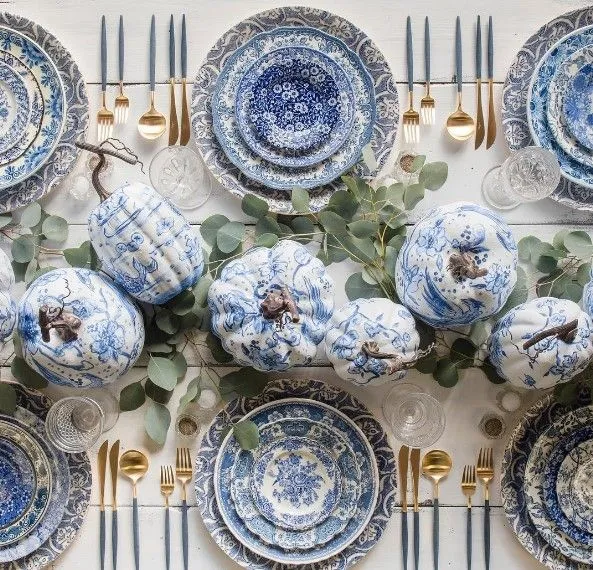 Набір красивого посуду Набір красивого посуду