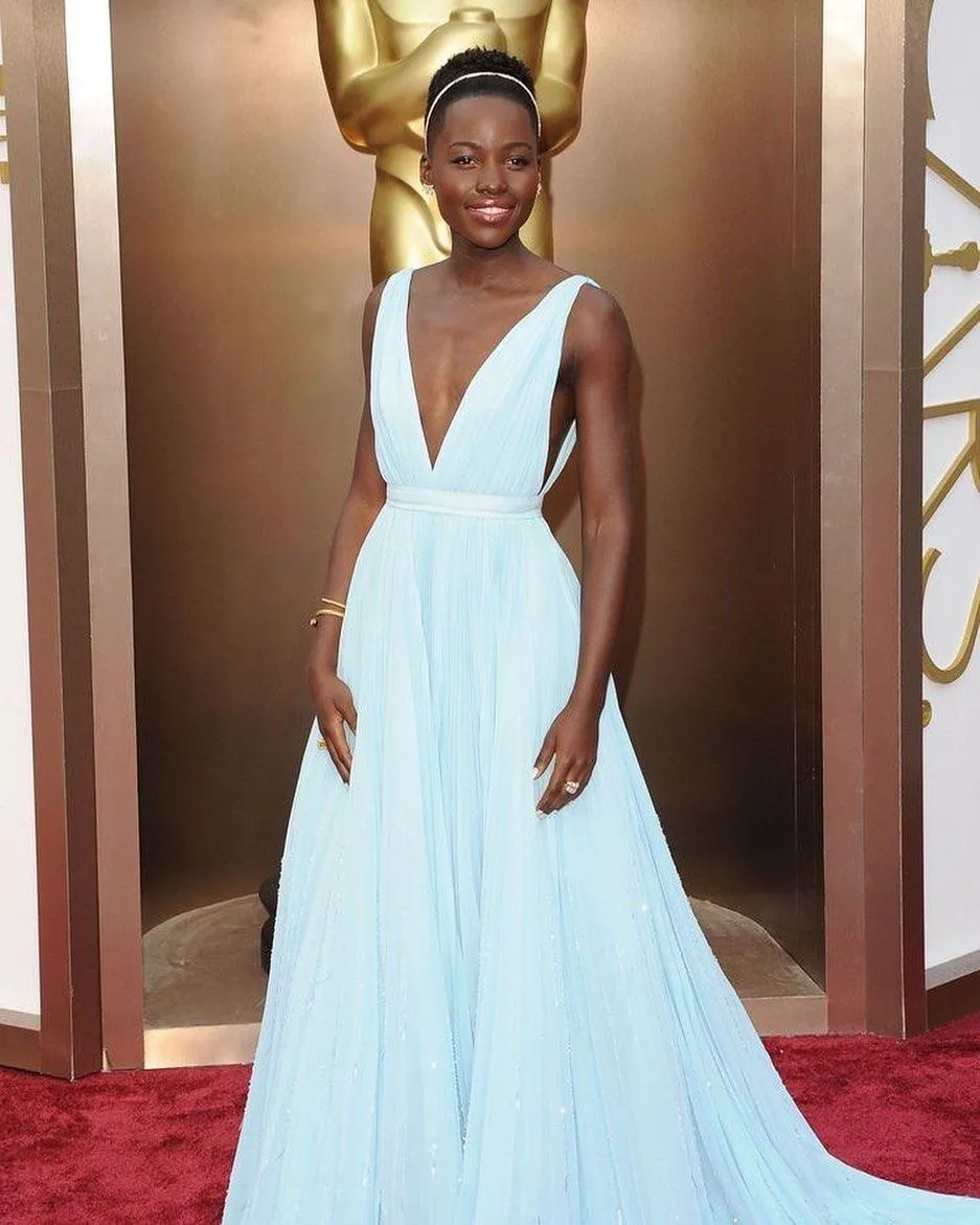 Актриса Люпіта Ніонго Актриса Люпіта Ніонго