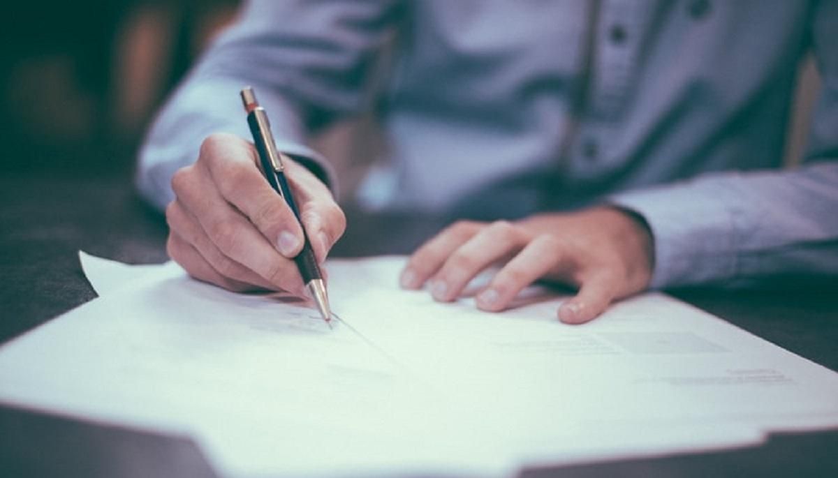 Працювати без трудового договору – це як грати з вогнем Працювати без трудового договору – це як грати з вогнем