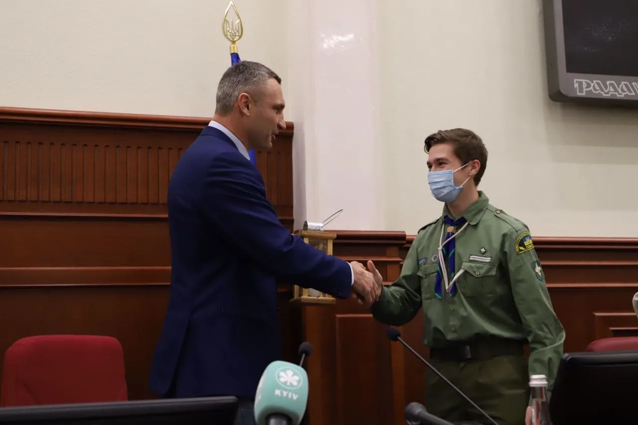 Вифлеємський вогонь у Києві Вифлеємський вогонь у Києві