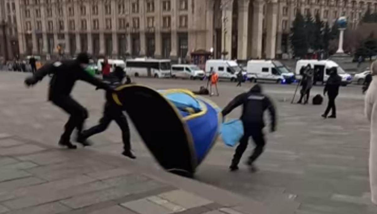 На Майдане вновь произошли столкновения между ФОПами и копами